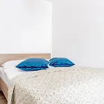 Blizniak - I Bardzo Blisko Plazy 3*