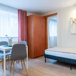 Blizniak - I Bardzo Blisko Plazy 3*