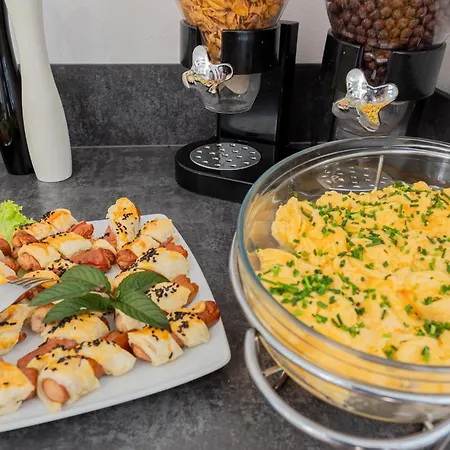 Blizniak - I Bardzo Blisko Plazy Pensionat 3*