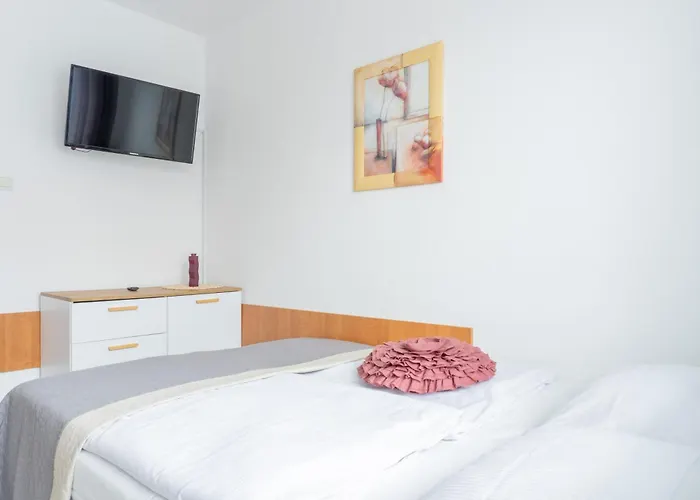 Pensionat Blizniak - I Bardzo Blisko Plazy Karwia